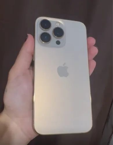 Iphone 13 pro muito novo