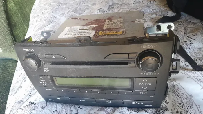 Rádio com toca discos digital