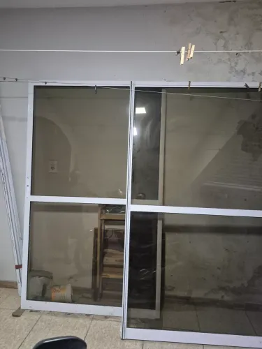 Porta de luxo <br>Largura 1.25 cada um