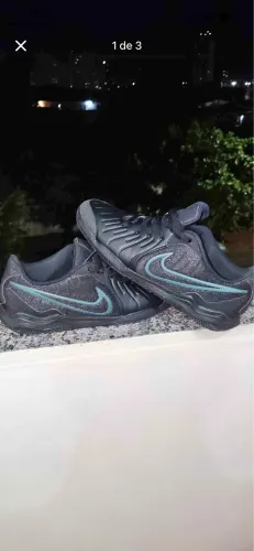 Chuteira futsal Nike Tiempo Academy