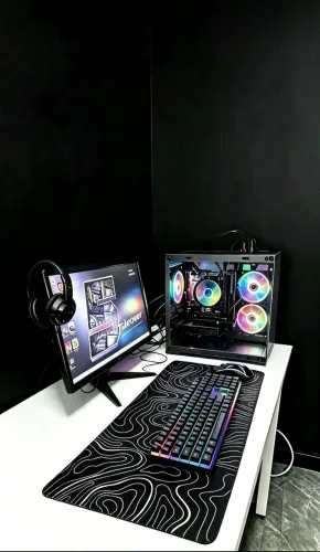Pc Gamer Ryzen 5 4500 + RX 580 + 16gb RAM, SSD 256gb, Monitor, Teclado, mouse, Completo.
