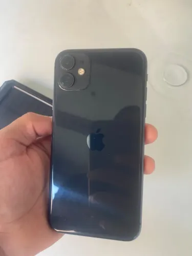 iphone 11 - 64gb
