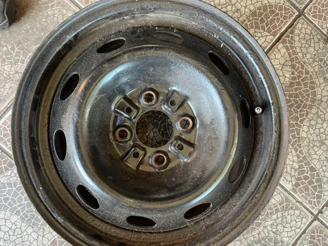 Roda de ferro aro 14