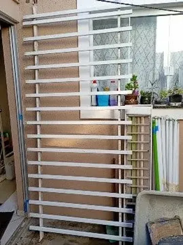 Vendo crade de muro 