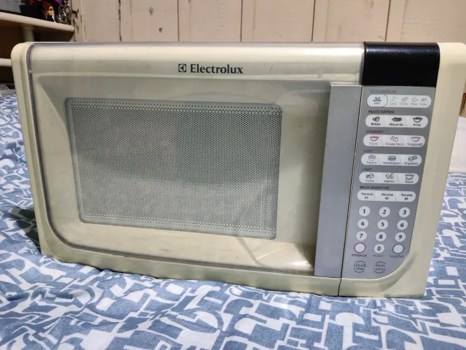 Micro-ondas Electrolux 31 Litros MEF41