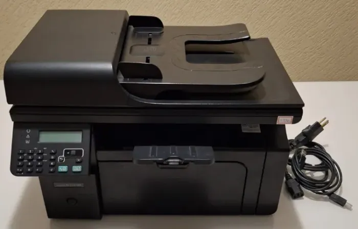 Vendo (IMPRESSORA HP MULTIFUNCIONAL LASERJET PRO M1212NF)
