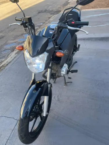 Vendo ou troco Yamaha Factor