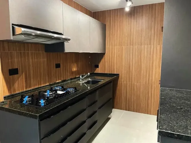 Apartamento para aluguel com 94 metros quadrados com 3 quartos