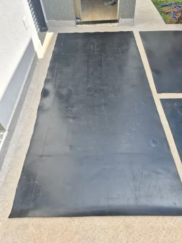 Piso de borracha tipo Manta.