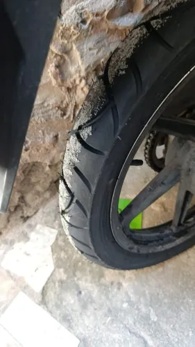 Moto muito conservada