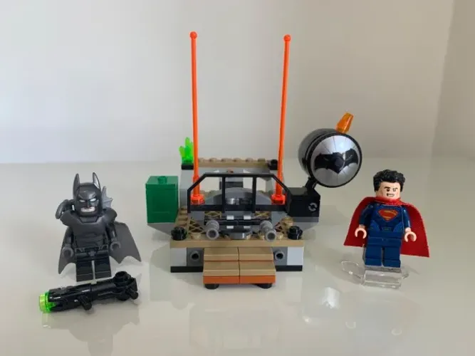 LEGO DC Comics Super Heroes 76044 - Clash of the Heroes