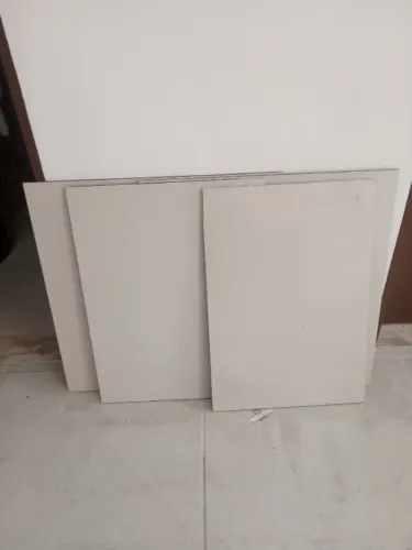 Ceramicas Novas Elizabeth Excelente Qualidade Super Resistente Cor Bege!