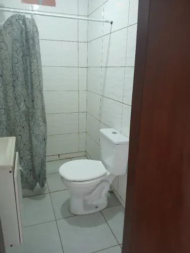 Alugo kitnet 