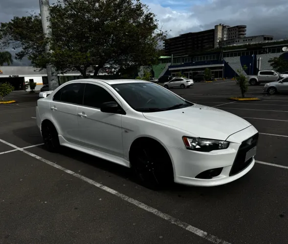 Mitsubishi Lancer GT 2.0 16V 160cv Aut. 2014