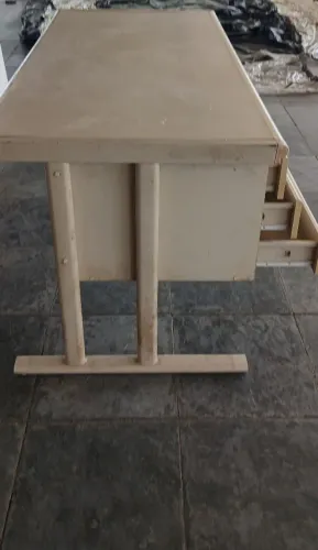 MESA PARA ESCRITÓRIO