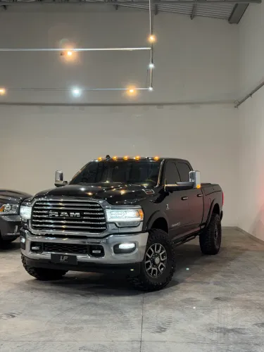 Ram 3500 Limited Longhorn 6.7 TB CD Diesel 2022