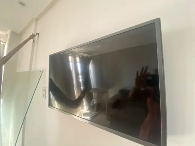 Tv LG para retirada de peça