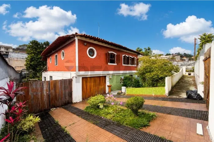 Casa a venda com 3 quartos na Av Papa João XXIII, Suíssa, Ribeirão Pires, SP