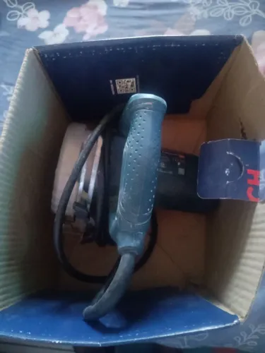 Vendo máquina nova da Bosch