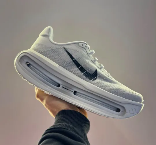 Nike Vomero Premium Off-White Grey Fog Dark Obsidian