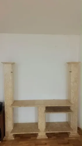 estante de mármore
