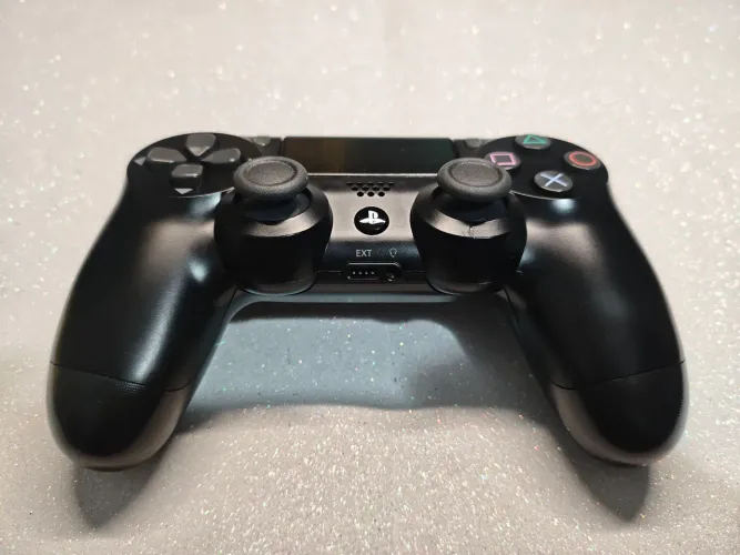 Controle PS4 - Original C/ Hall Effect - aceito seu usado na troca 