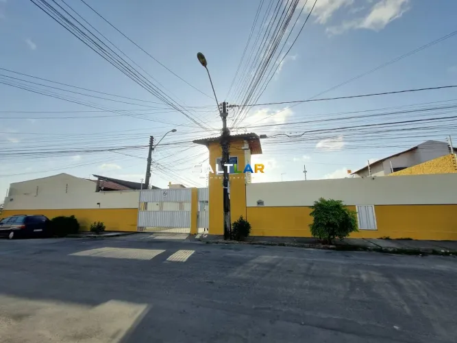 Casa Plana à venda na Passaré R$ 335.000,00