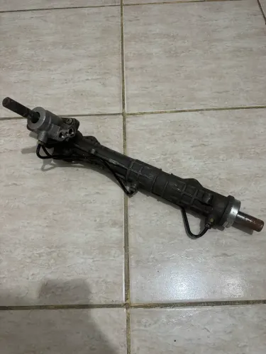 Vendo caixa de direção C4 Picasso 