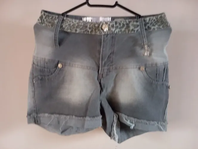 Short número 38