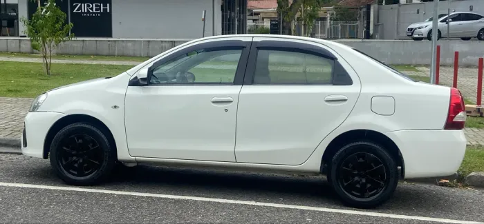 Toyota Etios XS Sedan 1.5 Flex 16V 4P Mec. 2016