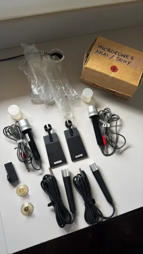 Microfones Akai/ Sony vintage
