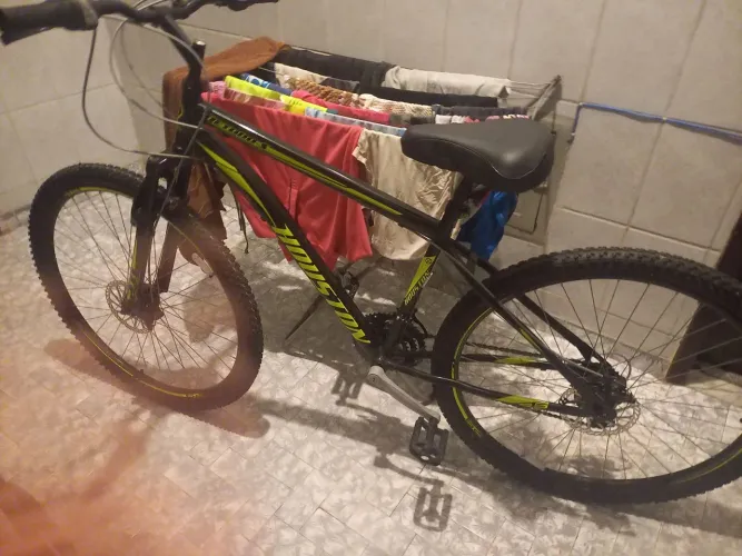 Bicicleta aro 29,semi nova