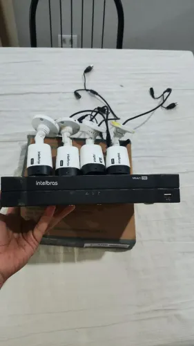 DVR Intelbras MHDX1108 + 6 Câmeras + Cabo