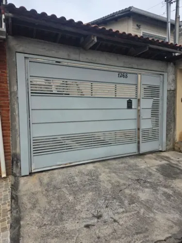 Casa com 1 dormitório para alugar, 40 m² por R$ 1.733,00/mês - Parque Continental - Guarul