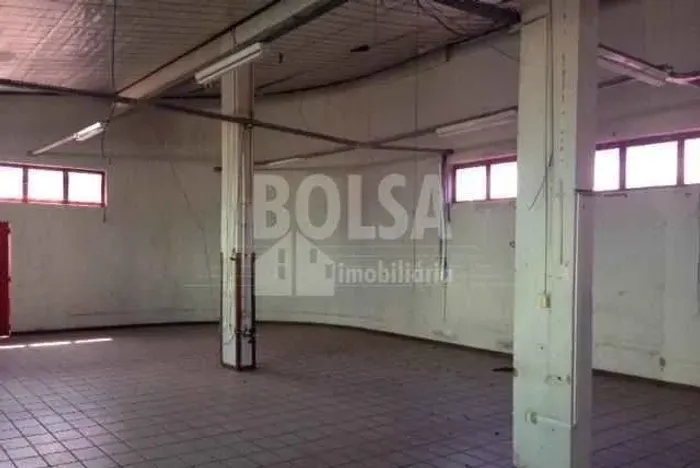 PREDIO CIAL ALUGADO EXCELENTE OPORTUNIDADE PARA INVESTIDOR, Bauru - SP