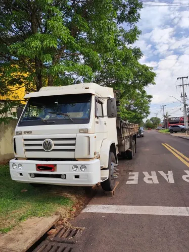 Volkswagen 17-210 Truck - 2003