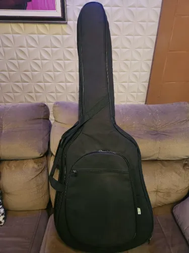 Proteja seu violão! Capa acolchoada para violão