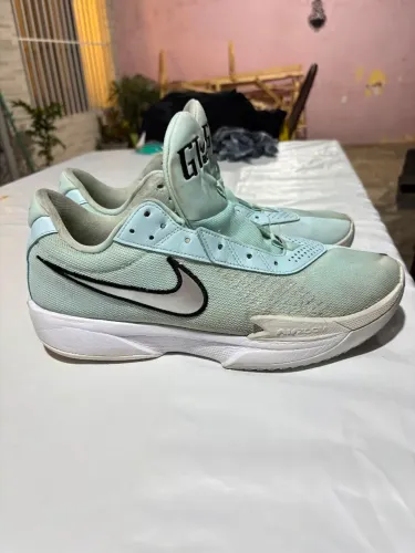 Tênis Nike GT Cut Academy - Pouco Usado