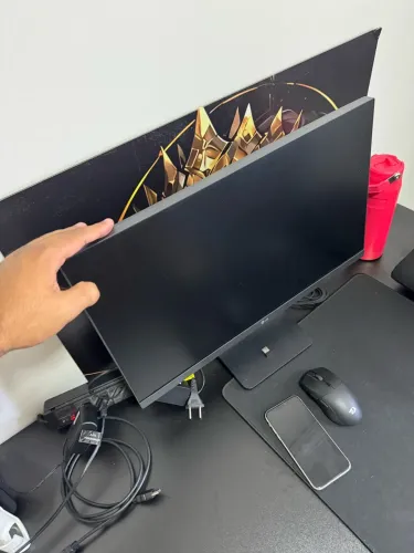 Monitor LG 24? IPS Full HD 100 Hz 24MS500 com caixa