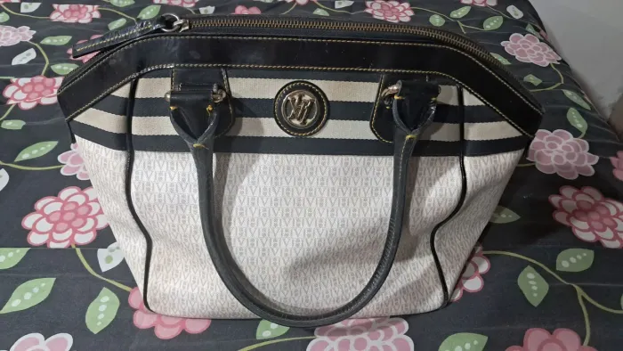 Bolsa vitor Hugo original