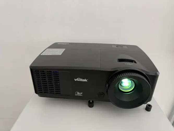 Projetor VIVITEK DS234
