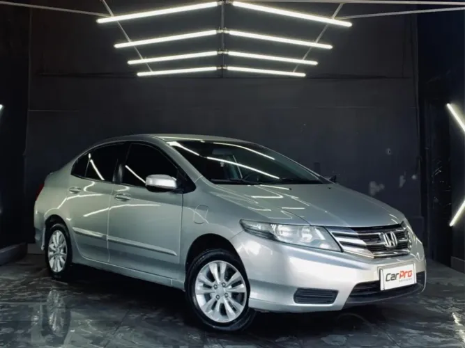 Honda City Sedan LX 1.5 Flex 16V 4P Aut. 2013