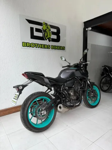 YAMAHA MT 07