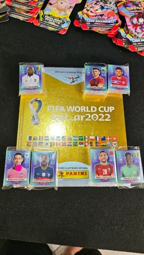 Copa 2022 Qtar WC 2022 Álbum Figurinhas Lacrado Ouro mais figurinhas impecáveis para colar