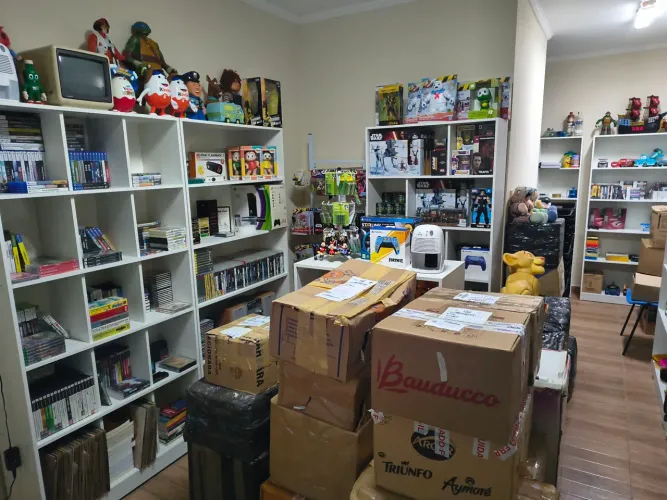PG | Vendo Acervo Loja Games + Colecionáveis | R$ 99 Mil