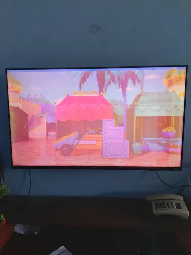 TV AOC, 43', com defeito