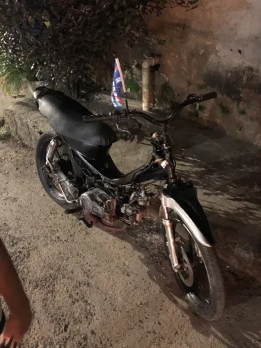 Vendo Dafra zig 100 sucata 
