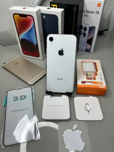 IPhone XR conservado