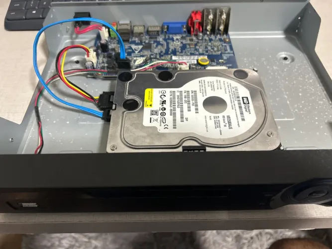 DVR Intelbras 4 canais com HD