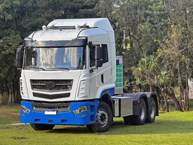 Caminhão CAMC HN4251 6x4 100% Elétrico 2021 (200 mil abaixo da tabela + 11 mil km)